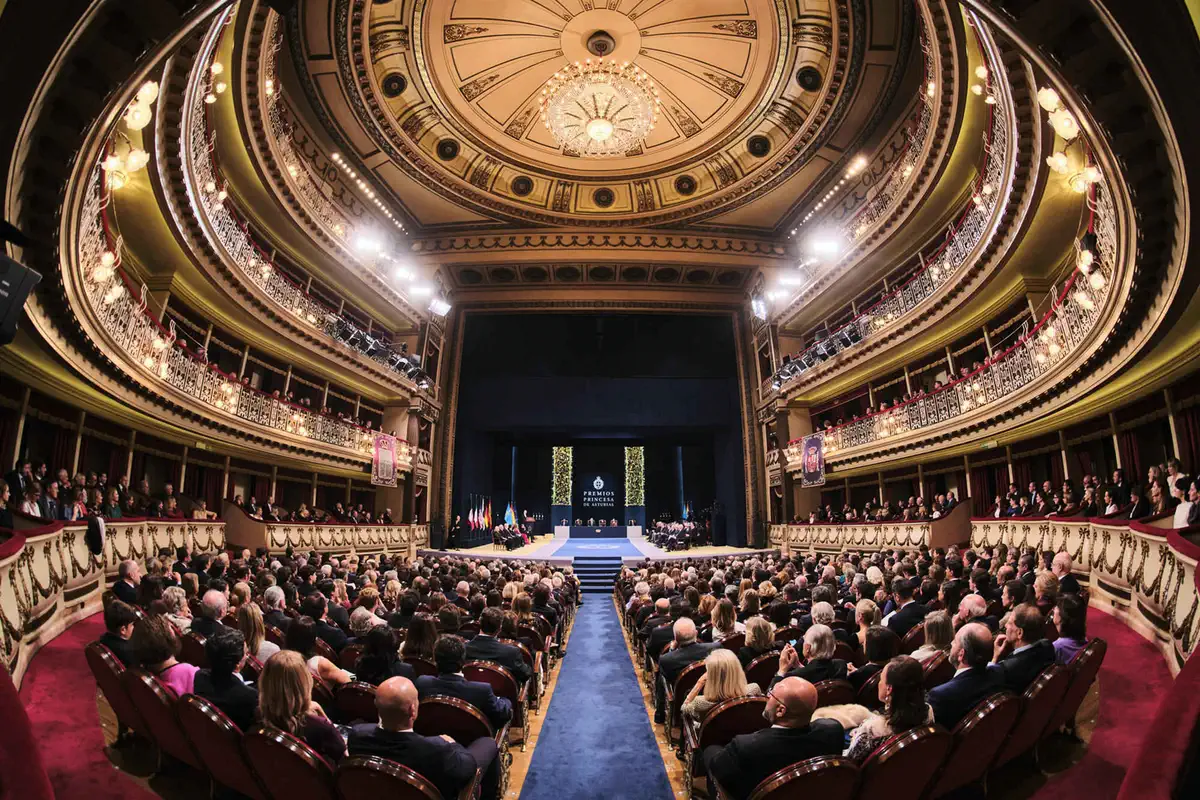 Interior del Teatro Campoamor durante la ceremonia de entrega de los Premios Princesa de Asturias.